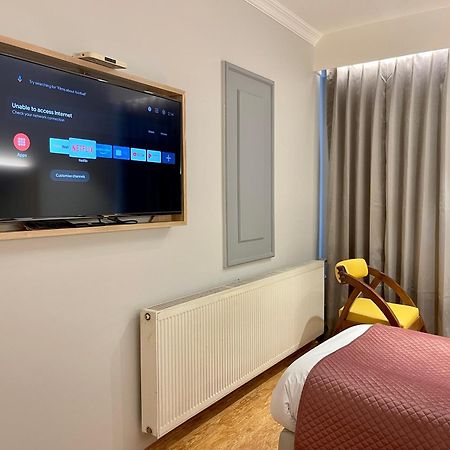 New Park Otel Srīnagar Dış mekan fotoğraf