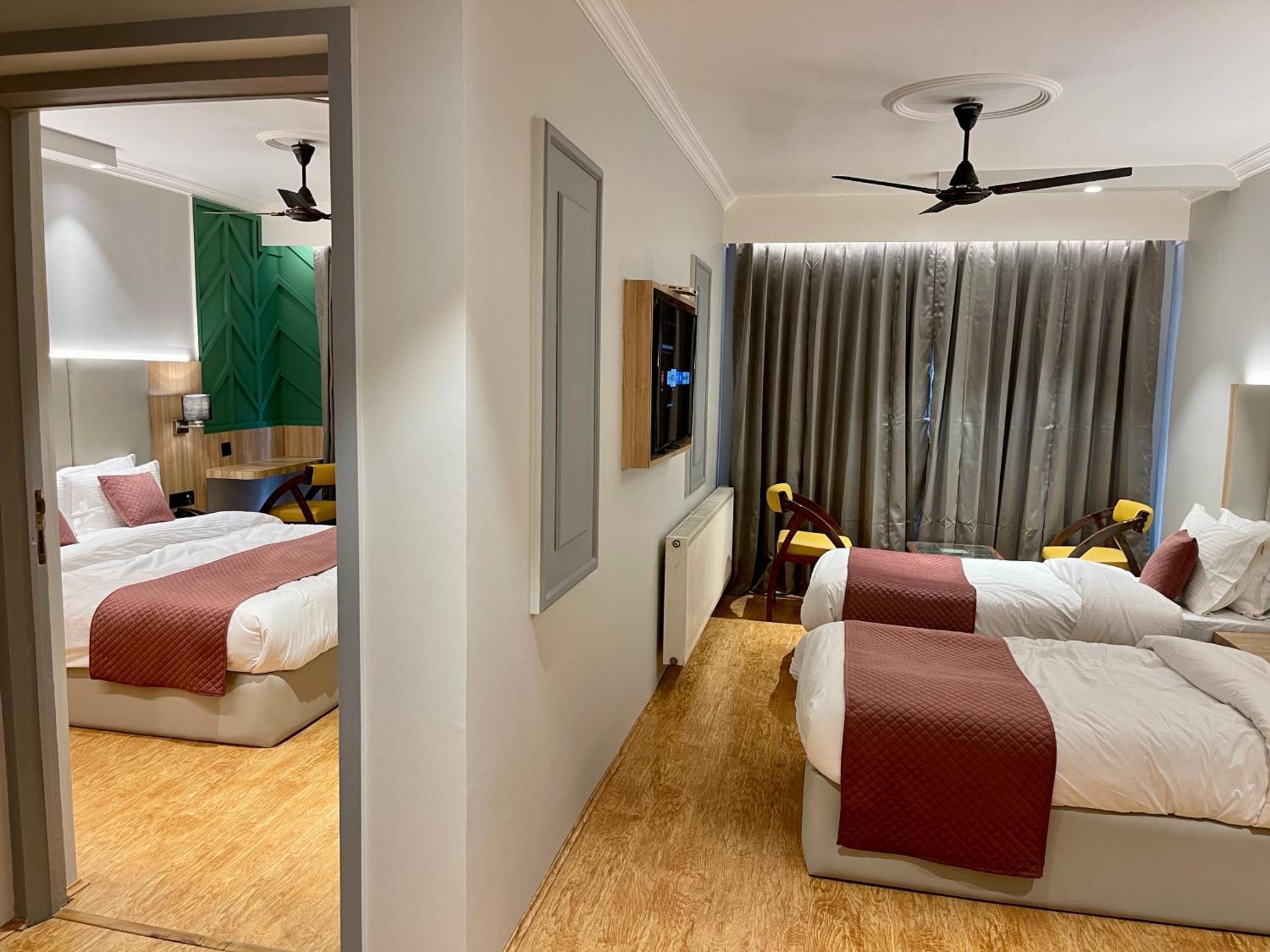 New Park Otel Srīnagar Dış mekan fotoğraf